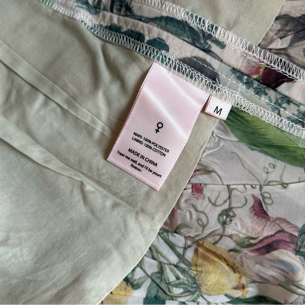 Floral Puff Sleeve Dress - Picture 12 of 13